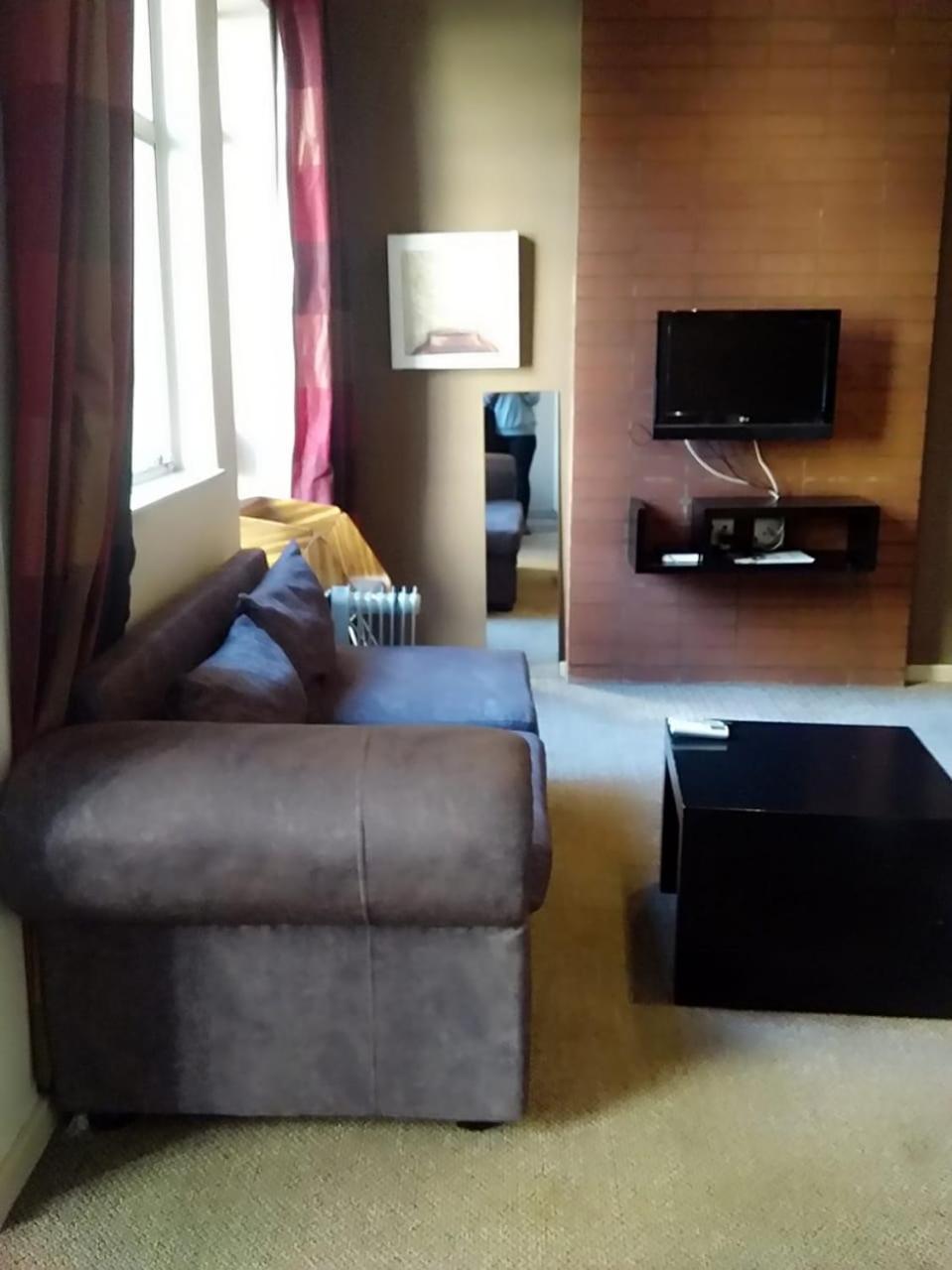 Mabungubwe Hotel Apartments - Home Away From Home Johannesburgo Exterior foto